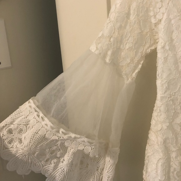 Off-the-shoulder dress - Picture 2 of 2